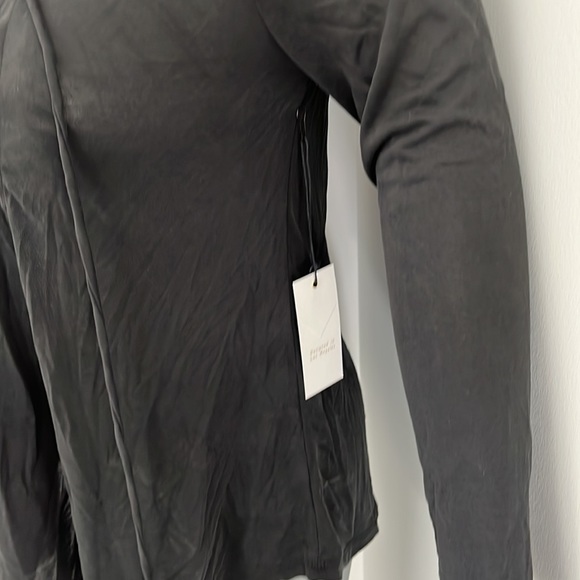 Super soft BRAND NEW w/ tags cold shoulder, ladies top Active USA lace up front - Picture 4 of 9